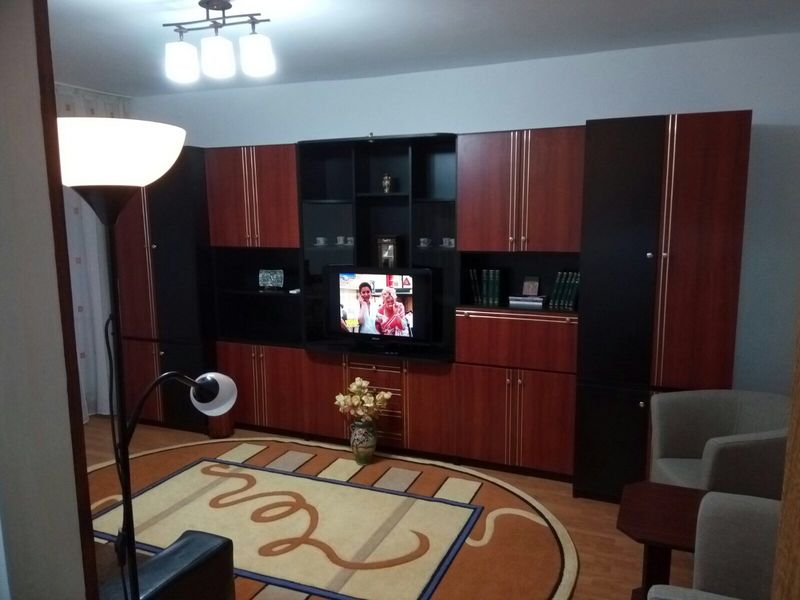 Mosilor, Obor, 5 minute Metrou,