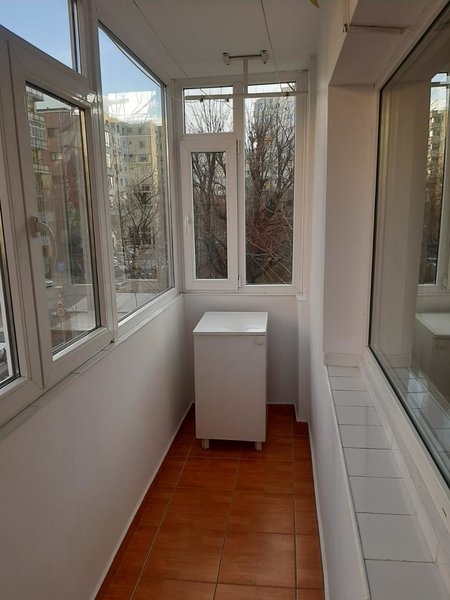 Mosilor, Obor, 5 minute Metrou,