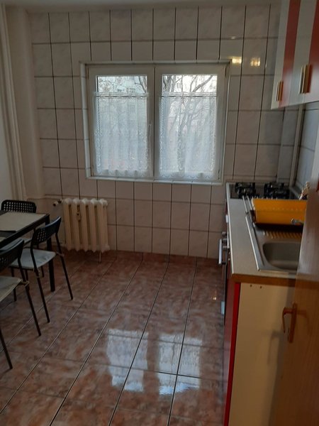 Mosilor, Obor, 5 minute Metrou,